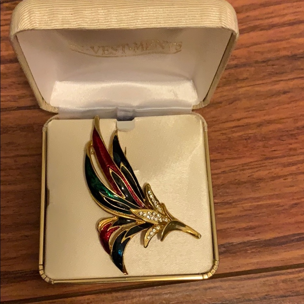 Pin - Picture 3 of 3